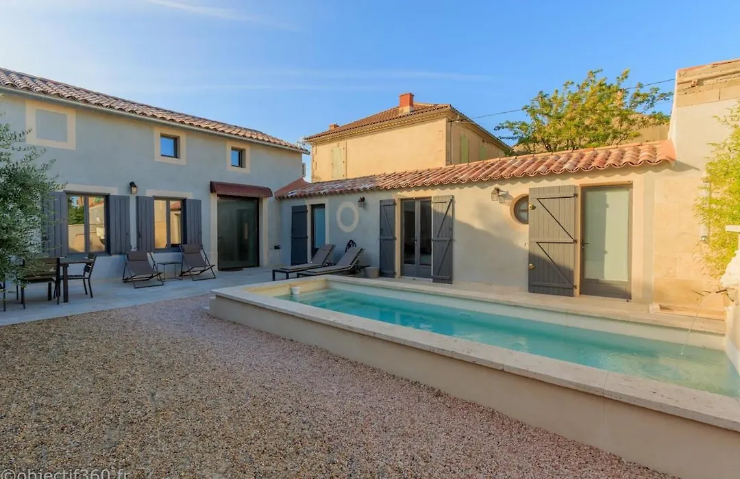 Mas provençal au coeur de L'Isle-sur-la-Sorgue-1